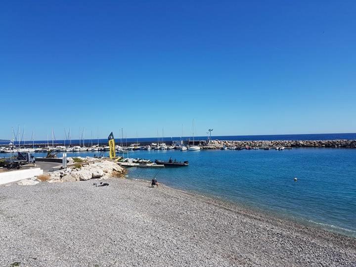 Marina Baie Des Anges Seaview